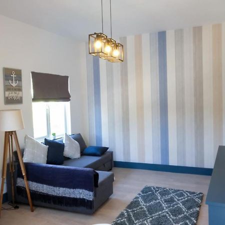 Intimate Entire Flat 9-Min Walk To Boscombe Beach Bournemouth Exteriör bild
