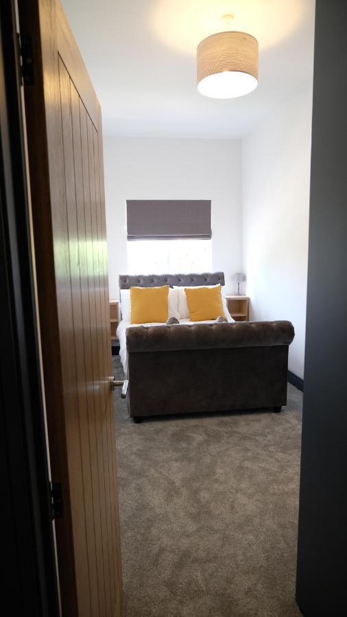 Intimate Entire Flat 9-Min Walk To Boscombe Beach Bournemouth Exteriör bild