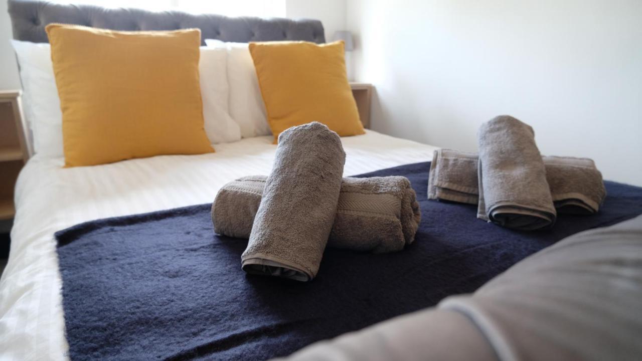 Intimate Entire Flat 9-Min Walk To Boscombe Beach Bournemouth Exteriör bild
